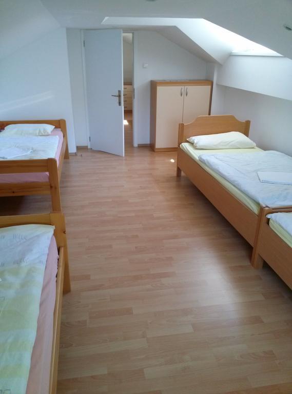 Bed And Breakfast Spelca Pivka Room photo